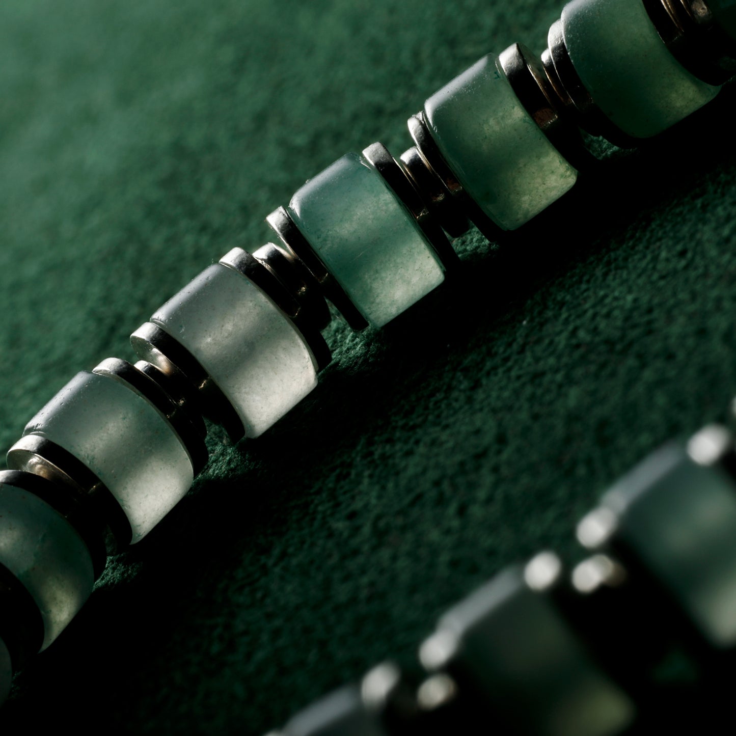 Moonlight Over Jade Hills Bracelet(Natural Patterns)(6mm)