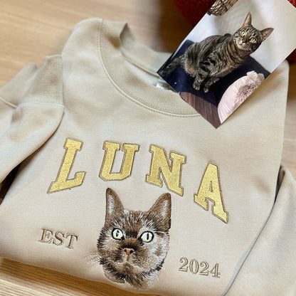 Custom Full Color Embroidered Sweatshirt/T-shirt/Hoodie With Pet Portrait