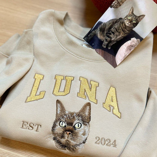 Custom Full Color Embroidered Sweatshirt/T-shirt/Hoodie With Pet Portrait