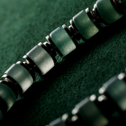 Moonlight Over Jade Hills Bracelet(Natural Patterns)(6mm)
