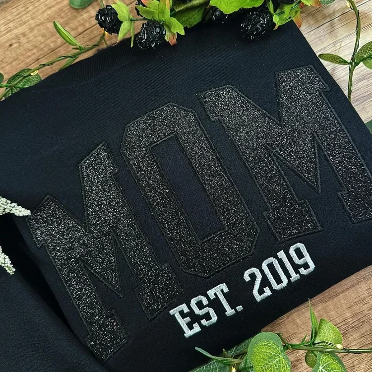 Custom Embroidered Glitter Vinyl MAMA Sweatshirt/T-shirt/Hoodie -Gift For Mom & Grandma