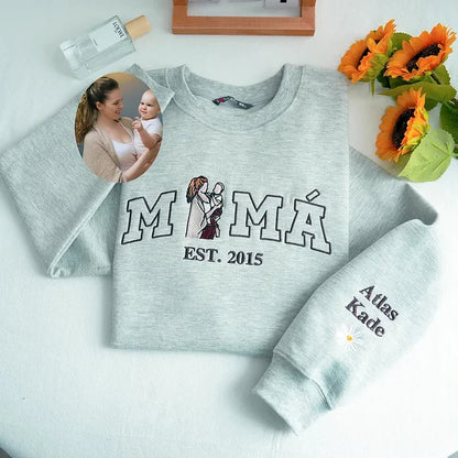 Mama,Mom T-shirt with Photo, Custom Embroidered Sweatshirt Mama and Kids Portrait