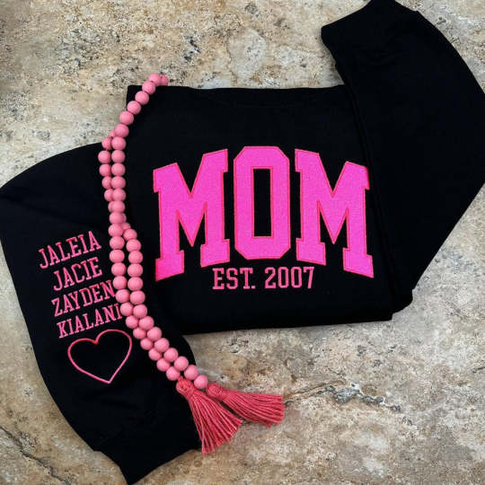 Custom Embroidered Glitter Vinyl MAMA Sweatshirt/T-shirt/Hoodie -Gift For Mom & Grandma