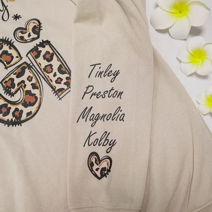Personalized I Love Being Gigi Leopard Sweatshirt, Custom Grandma and Grandkids Sweatshirt Sweatshirt